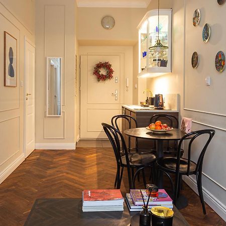 Old Town Apartment คราคูฟ ภายนอก รูปภาพ